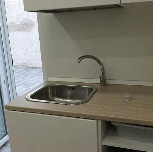 Mazzella 3* Ίσκια